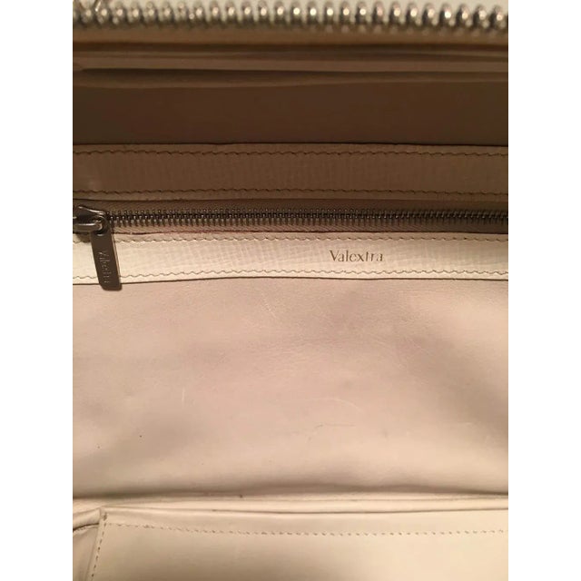 White Valextra Serie S Medium Bag in White For Sale - Image 8 of 10