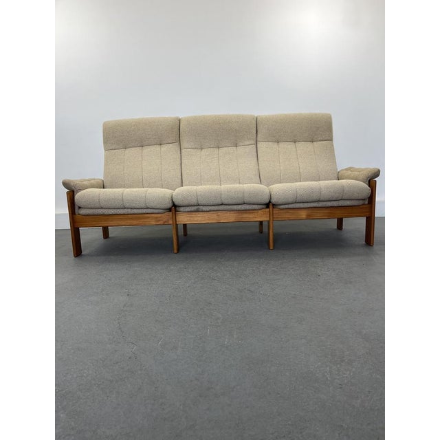 Mid-Century Danish Beige Teak Sofa by Svend Skipper for Skipper Møbel,1960s For Sale - Image 3 of 14