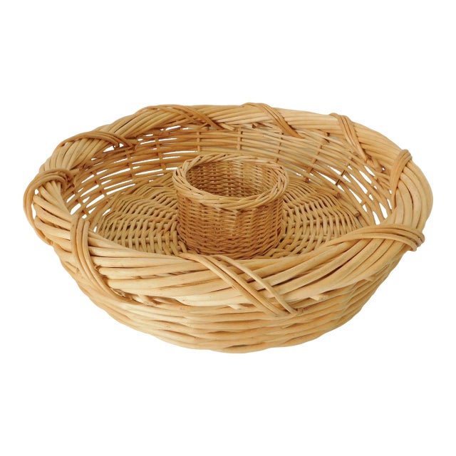Large Vintage Round Natural Wicker Chip & Dip Bread Basket For Sale