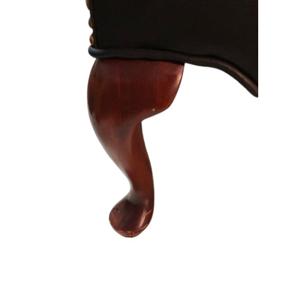 1980s Pennsylvania House Motion Leather Queen Anne Style Reclining Nailhead Armchair For Sale In Dallas - Image 6 of 7