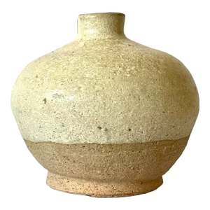 Antique Chinese White Glaze Miniature Vase. Song Dynasty (960-1279) Chinoiserie