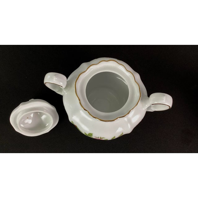 Art Nouveau 1980s Haviland Porcelain Creamer and Sugar Set- 2 Pieces For Sale - Image 3 of 5