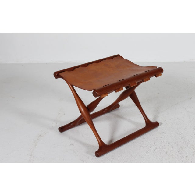 Mid-Century Modern Vintage Danish Stool in Teak and Leather by Poul Hundevad, 1960s For Sale - Image 3 of 10