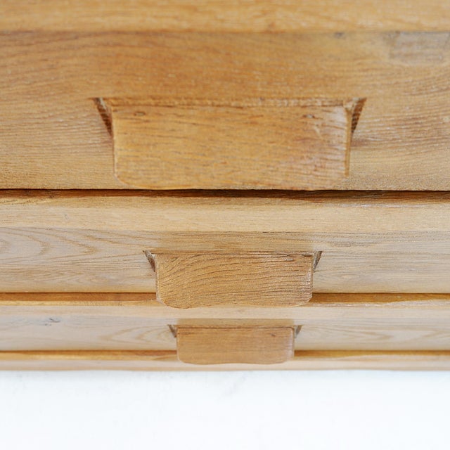 Wood Brutalist Oak Chest of Drawers from De Puydt, Belgium, 1980s For Sale - Image 7 of 14