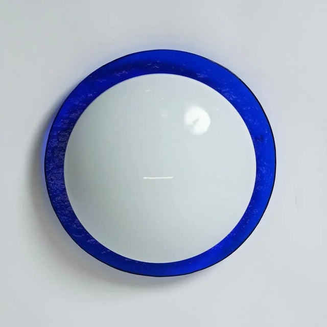 Mid-Century Italian Round Blue and White Murano Glass Sconce, 1970s For Sale - Image 10 of 18