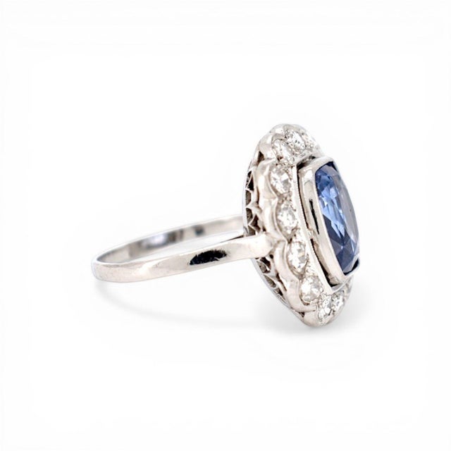 Art Deco Platinum Pompadour Ring - 4ct Unheated Ceylon Sapphire & Diamonds, Size 7.25 For Sale - Image 4 of 7