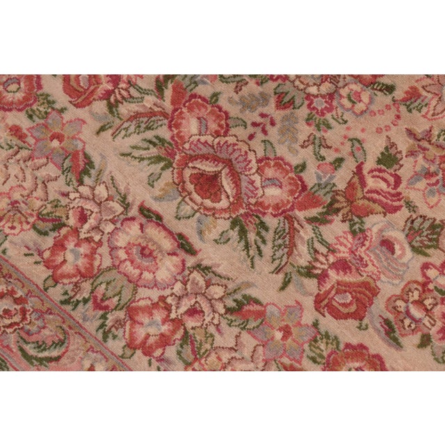 1990s Elegant Renaissance 1990's Tan/Red Wool Rug - 8'0'' X 10'5'' For Sale - Image 5 of 9