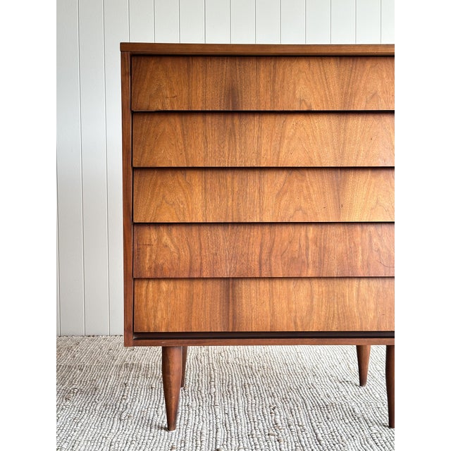 Mid 20th Century Vintage Mid Century Modern Walnut Chest of Drawers For Sale - Image 5 of 17