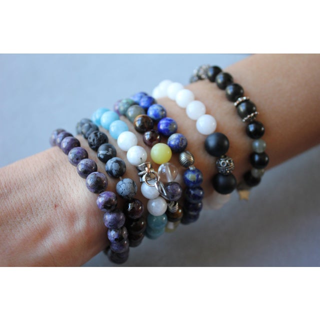 Early 21st Century Black Agate Brown Earth Gemstones Round Bead Stretchy Unique Statement Circle Beads For Sale - Image 5 of 10