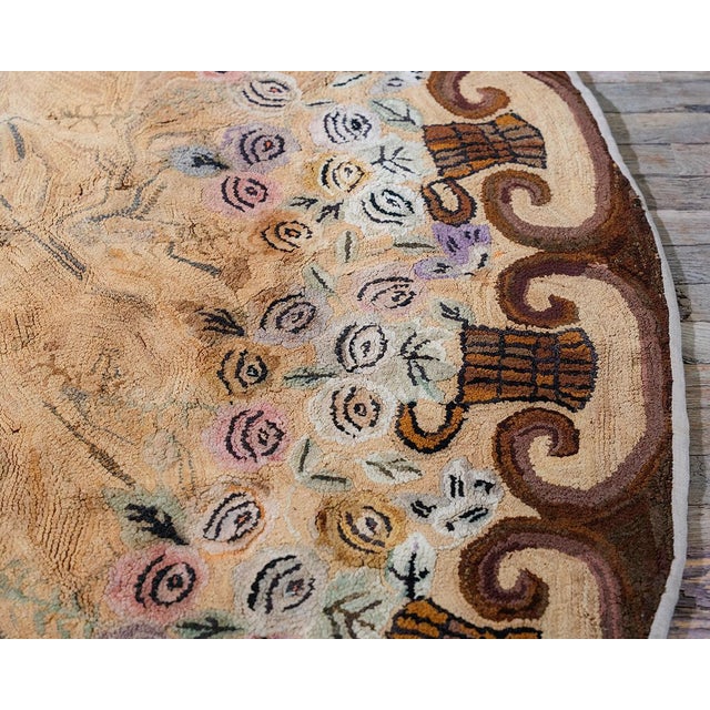 1880s Beige Ground Floral Folk Art Antique Flatweave American Hooked Round Rug For Sale - Image 4 of 8