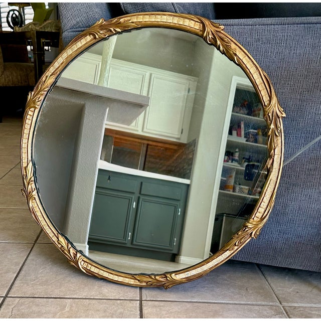 1930s Round French Rococo Style Giltwood Wall Mirror For Sale In Palm Springs - Image 6 of 17