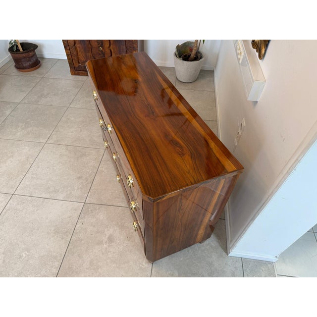 Biedermeier Chest of Drawers in Walnut For Sale - Image 9 of 18