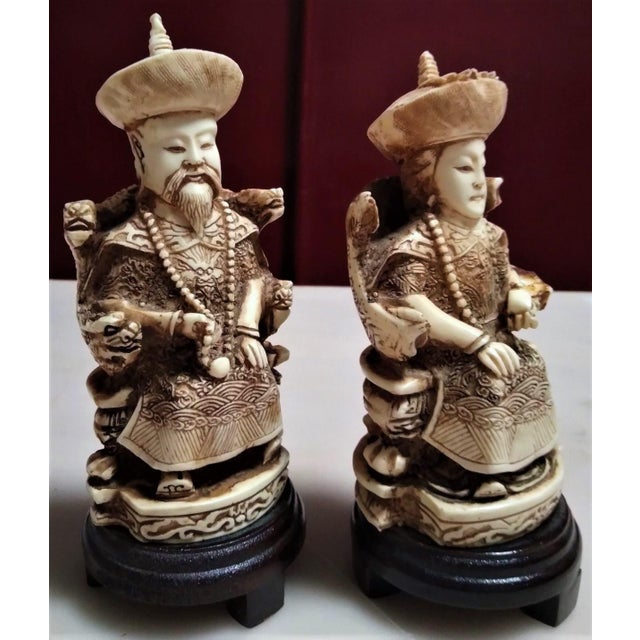 Chinese Emperor and Empress Sculptures in Buffalo Bone on Wooden Stands, Qing Dynasty. For Sale - Image 9 of 9