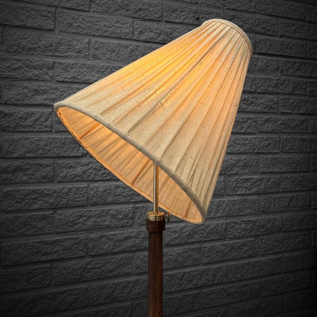 Wood Floor Lamp in Birch and Brass from Nybro Svarveri, Sweden, 1940s For Sale - Image 7 of 14