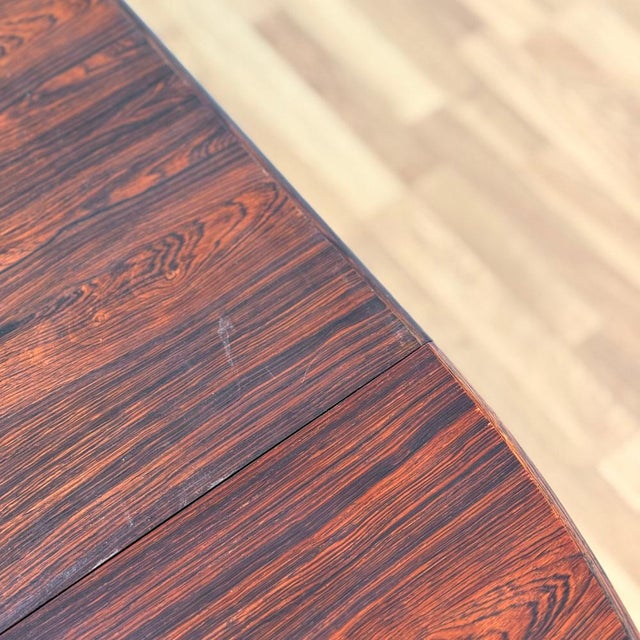 Wood Round Dining Table in Santos, 1950s For Sale - Image 7 of 11