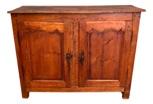 Country Buffet in Wood