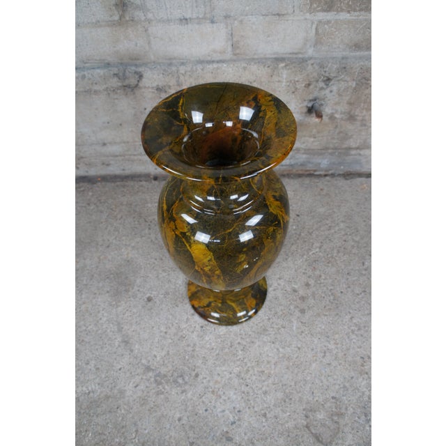 Stone 20th Century Chinese Yellow Green Natural Jade Carved & Polished Marble Vase Urn For Sale - Image 7 of 9