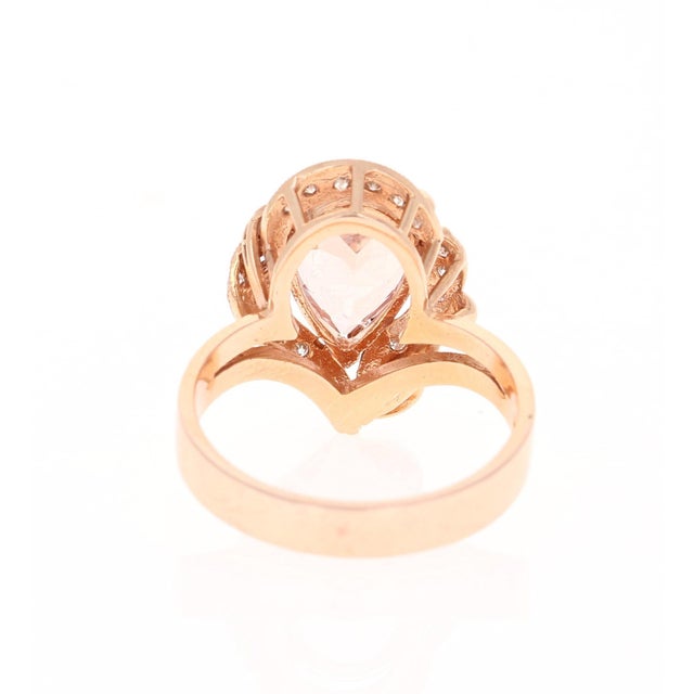 Roshe Jewels 2.98 Carat Morganite Diamond 14 Karat Rose Gold Cocktail Ring, Size 7.5 For Sale - Image 4 of 8