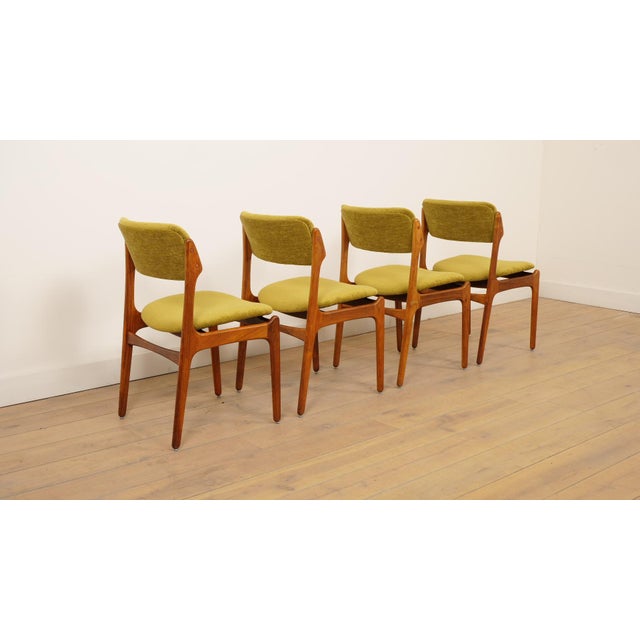 Dining Chairs with Armrests in Rosewood by Erik Buch, Set of 4 For Sale - Image 5 of 17