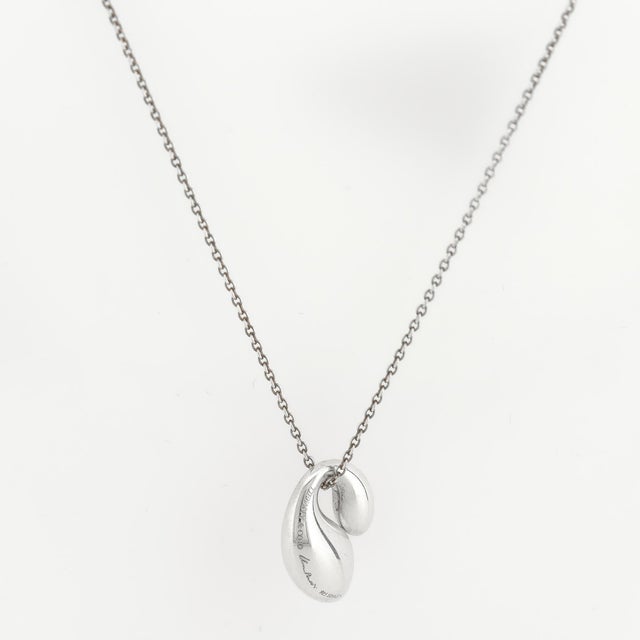 Late 20th Century Vintage Elsa Peretti for Tiffany & Co. Sterling Silver Double Tear Drop Pendant For Sale - Image 5 of 13