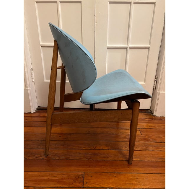 Kodawood Pair Vintage Mid-Century Clamshell Chairs Attributed to Seymour James Wiener for Kodawood For Sale - Image 4 of 8