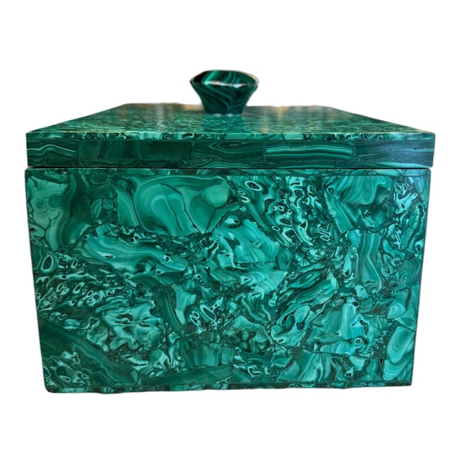 Mid 20th Century Large Italian Malachite Lidded Decorative Box on Ball Feet. 20th Century. For Sale - Image 5 of 8