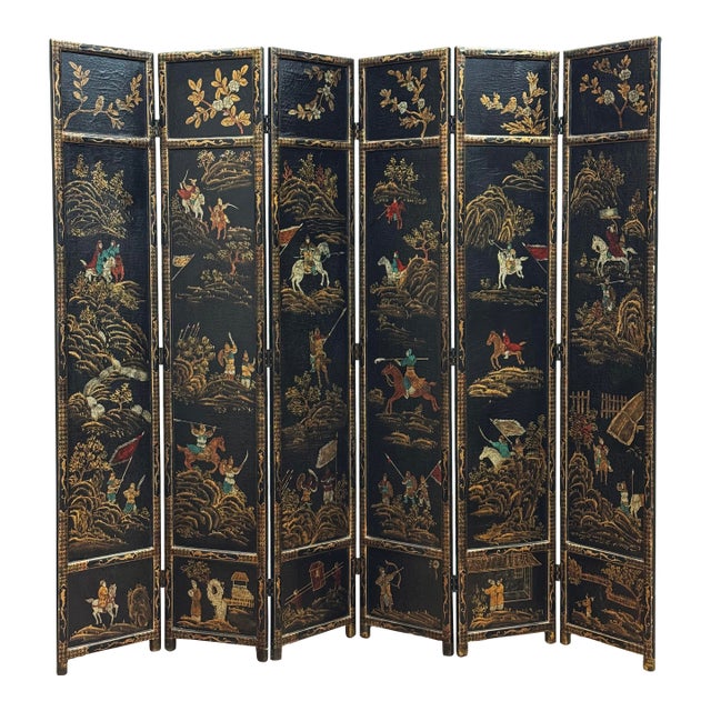 Antique Early 20th Century Chinese Hand-Painted Coromandel Gilded Screen For Sale