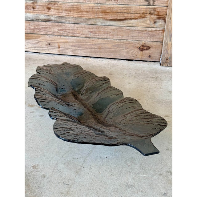 2000 - 2009 Monumental Boho Sculptural Leaf Form Art Glass Platter in the Manner of Uttermost For Sale - Image 5 of 10