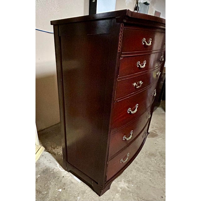 Oxblood Red Mid 20th Century Dixie Furniture Federal Style Mahogany Chest of Drawers For Sale - Image 8 of 12