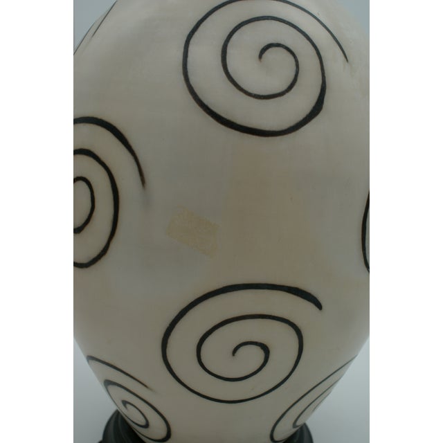 Late 20th Century Late 20th Century Black & Ivory Geometric Chulucanas Pottery Lamp – Handcrafted Peruvian Art Spiral Table Lamp For Sale - Image 5 of 6