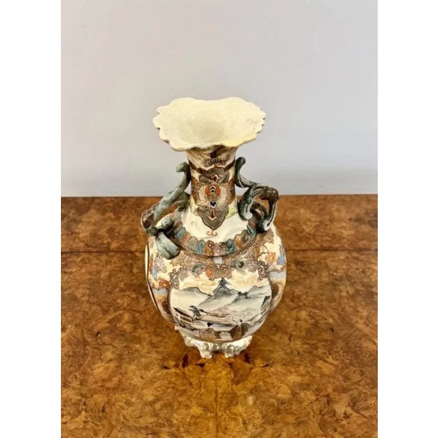 Antique Japanese quality satsuma hand painted vase with two shaped handles to both sides, hand painted in wonderful gold,...