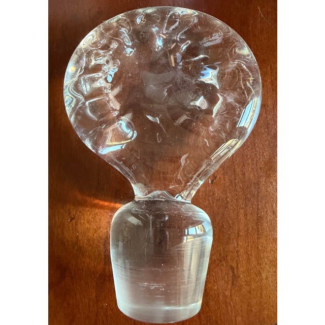 Late 20th Century Decanter Fabulous Xtra Large With Etched Crest For Sale In Chicago - Image 6 of 7