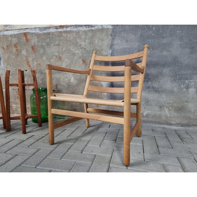 Danish CH44 Easy Chair in Oak by Hans Wegner for Carl Hansen & Søn, 2000s For Sale - Image 6 of 18