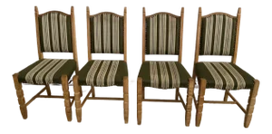 1970s Set of 4 Mid-Century Danish Modern Oak Dining Chairs (Henning Kjaernulf Style)
