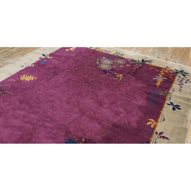 Art Deco 1920s Purple Floral Vase Modern Antique Chinese Knotted Art Deco Room Size Rug For Sale - Image 3 of 9