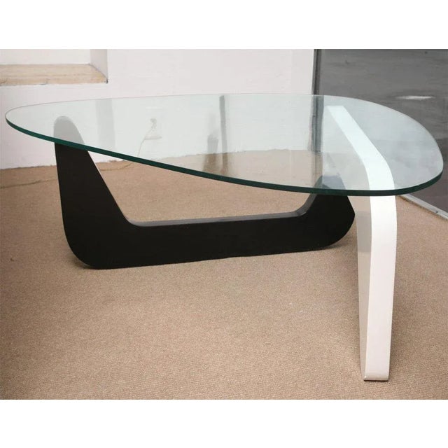 Mid-Century Modern Mid-Century Modern Black and White Noguchi Style Coffee Table For Sale - Image 3 of 10