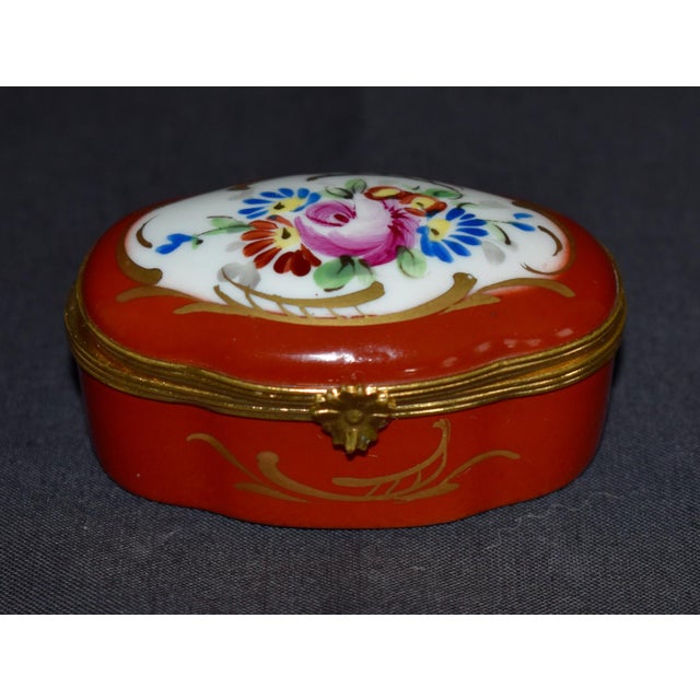 French Vtg. French Limoges Handpainted Porcelain Trinket Box W/Floral Details For Sale - Image 3 of 13