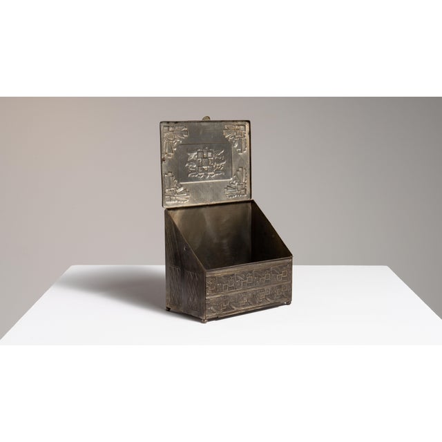 Metal 1930s France Art Deco Gray Metal Box For Sale - Image 7 of 18
