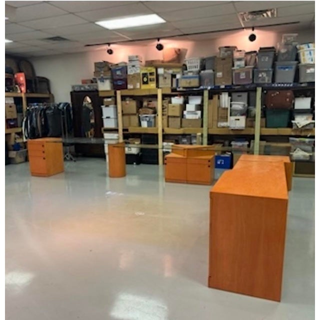 Late 20th Century Mid Century Ex Large Cantoni Movable Office Desk Storage File U or L Shape For Sale - Image 9 of 12