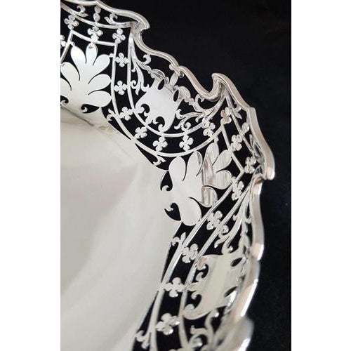 Vintage Sterling Silver Tazza Fruit Bowl from Harrison Brothers & Howson, 1926 For Sale - Image 6 of 18