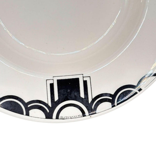 1970s 1977 Art Deco Style 8” Porcelain Hollywood Bowl Round Ashtray, Signed For Sale - Image 5 of 5