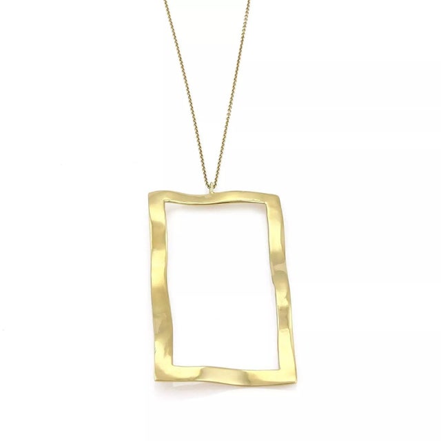 This eye catching and authentic necklace is by Ippolita from the WINDOW collection. It is crafted from 18k yellow gold...