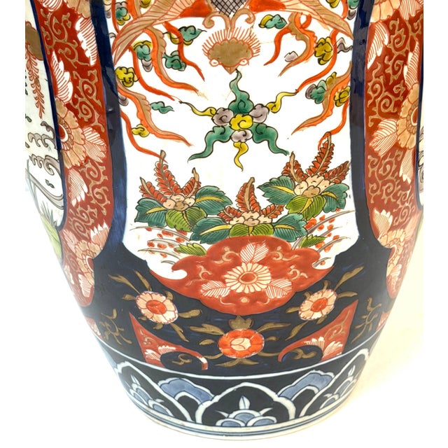 Large Meiji Period Imari Porcelain Garden Landscape Vase, Attributed to Fukagawa For Sale - Image 13 of 16