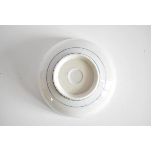 Ceramic Antique Chinese Export Porcelain Matching Bowls - a Pair For Sale - Image 7 of 13