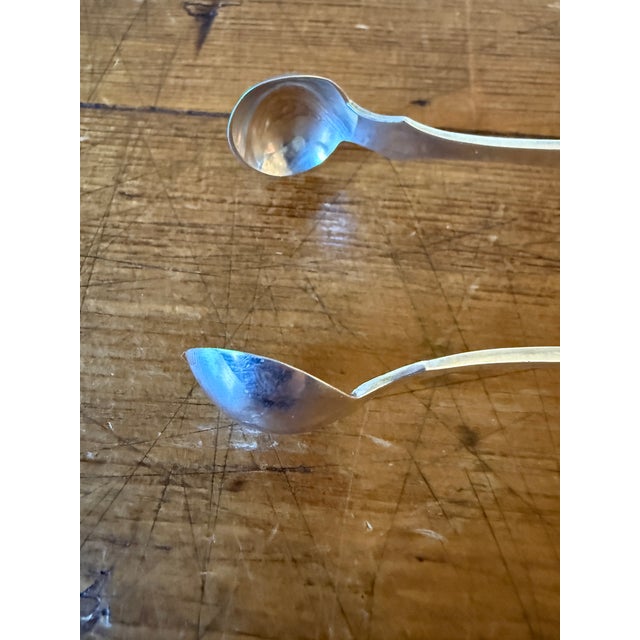 Mid 19th Century Antique Jb McFadden Coin Silver Fiddle Sugar Tongs, 1840-1857 For Sale - Image 5 of 7