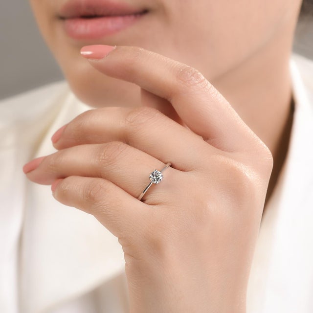 14k White Gold Diamond Solitaire Engagement Ring Size 6.5 For Sale In New York - Image 6 of 12