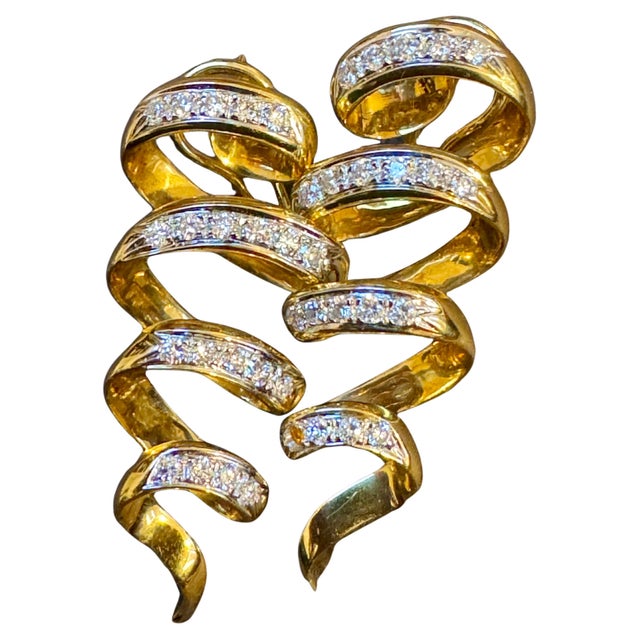 2 Carat Diamond VS Quality Long Earrings Women , 18 Karat Yellow Gold 18.9 Grams For Sale - Image 17 of 18