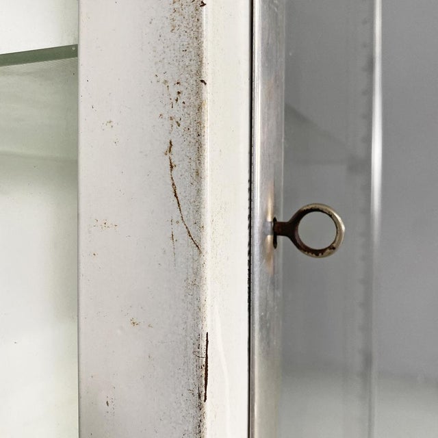 Mid-Century Italian White Metal and Glass Pharmacy Display Cabinet, 1950s For Sale - Image 11 of 18