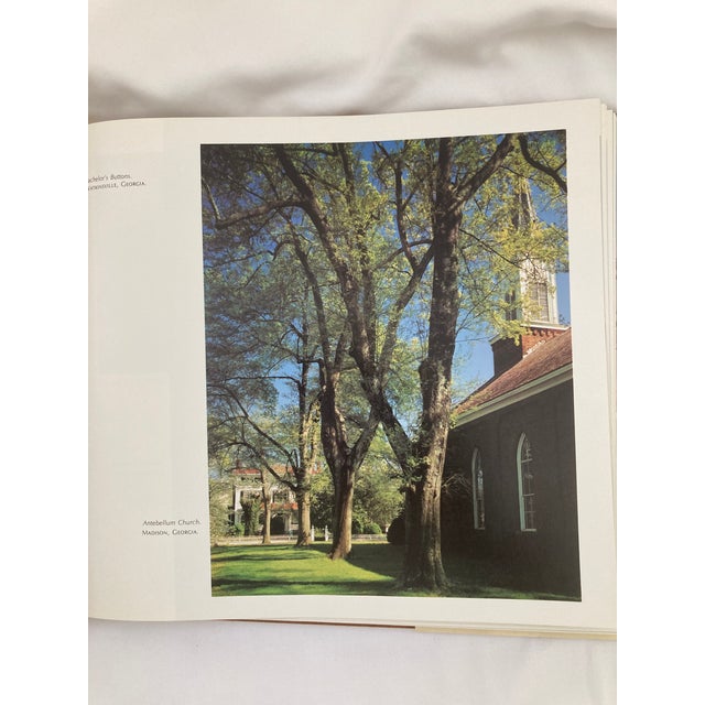 The American South / a Vintage Oversized Coffee Table Book / 1980 For Sale - Image 10 of 11