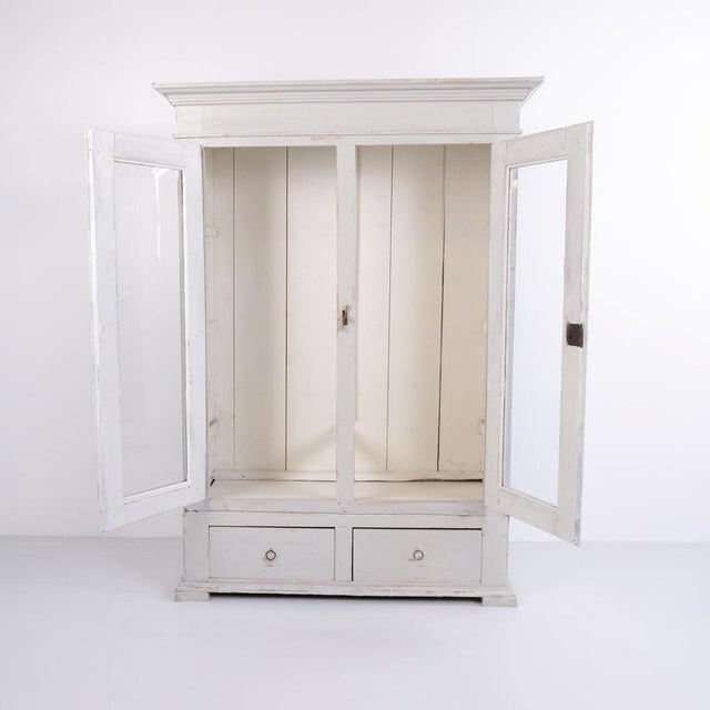 Grey-Painted Display Cabinet with Drawers, 1890 For Sale - Image 6 of 12